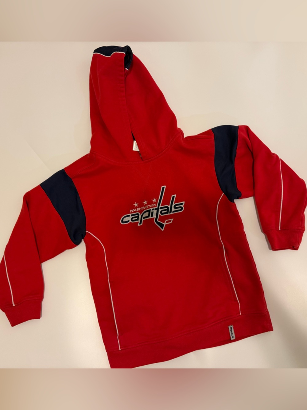 Washington Capitals Pullover Hoodie  size 8- Kids